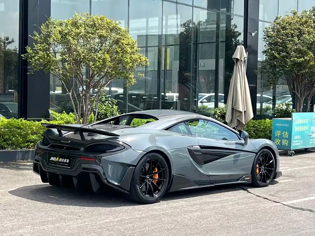 McLaren 600LT 2020 — фото 14