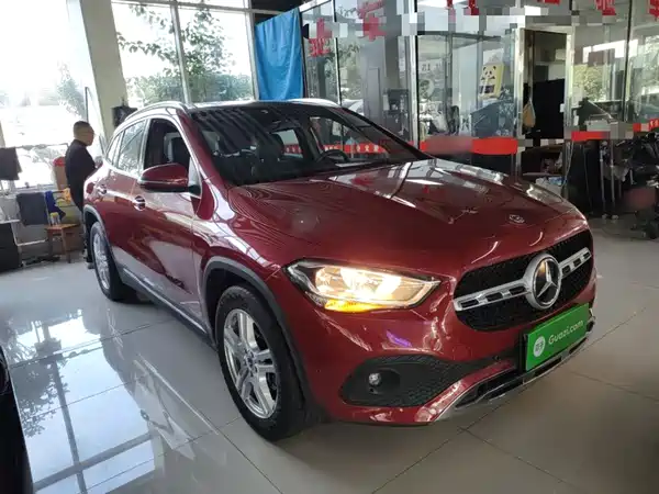 Mercedes-Benz GLA 2020