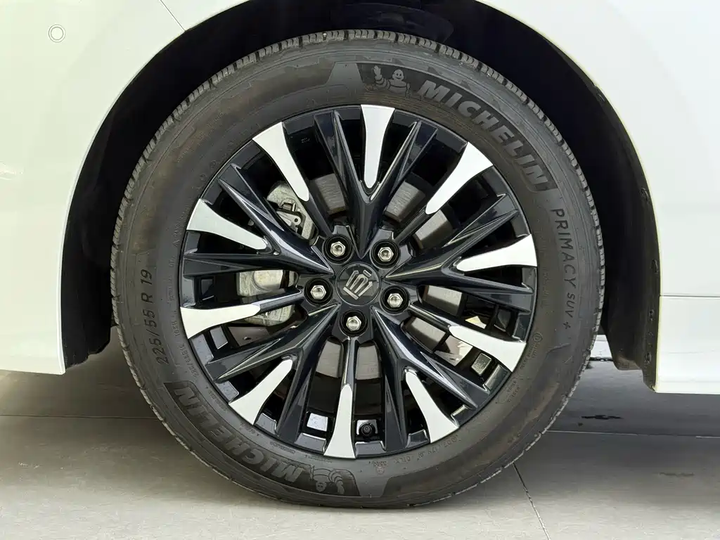 Toyota Vellfire 2024