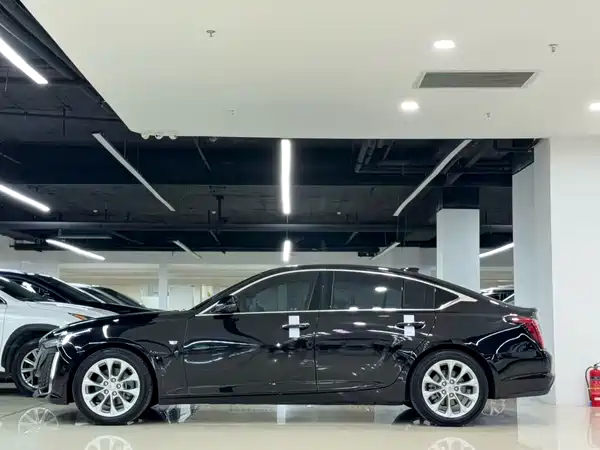 Cadillac CT5 2023