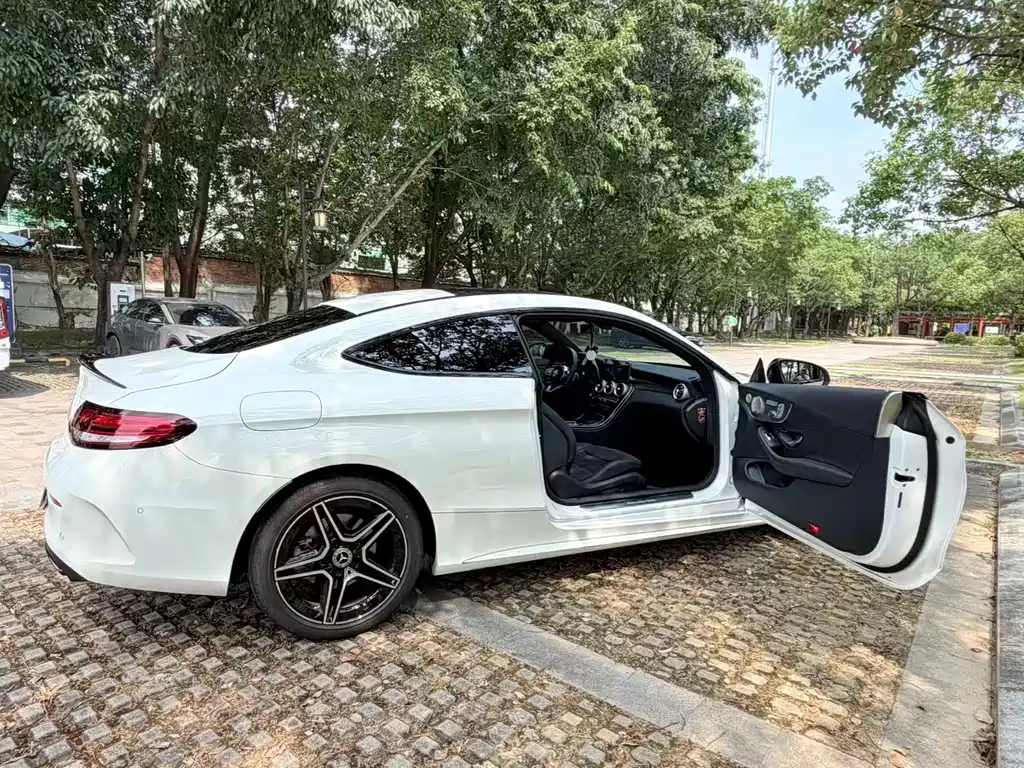 Mercedes-Benz C-Class 2023 — фото 19