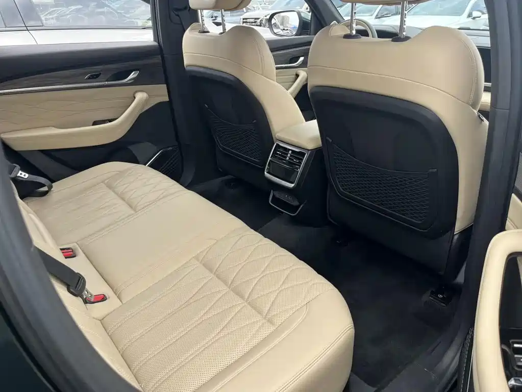 Geely Xingyue L 2025 — фото 12