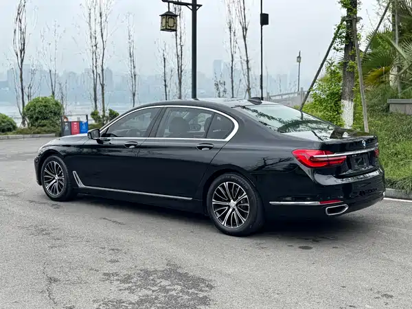 BMW 7 Series 2017