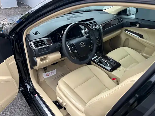 Toyota Camry 2017