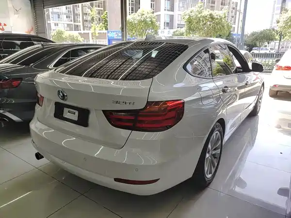 BMW 3 Series GT 2015
