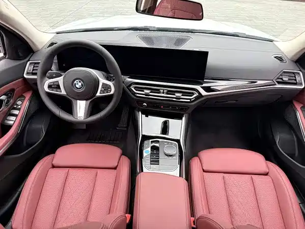 BMW i3 2023