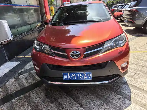 Toyota RAV4 2014