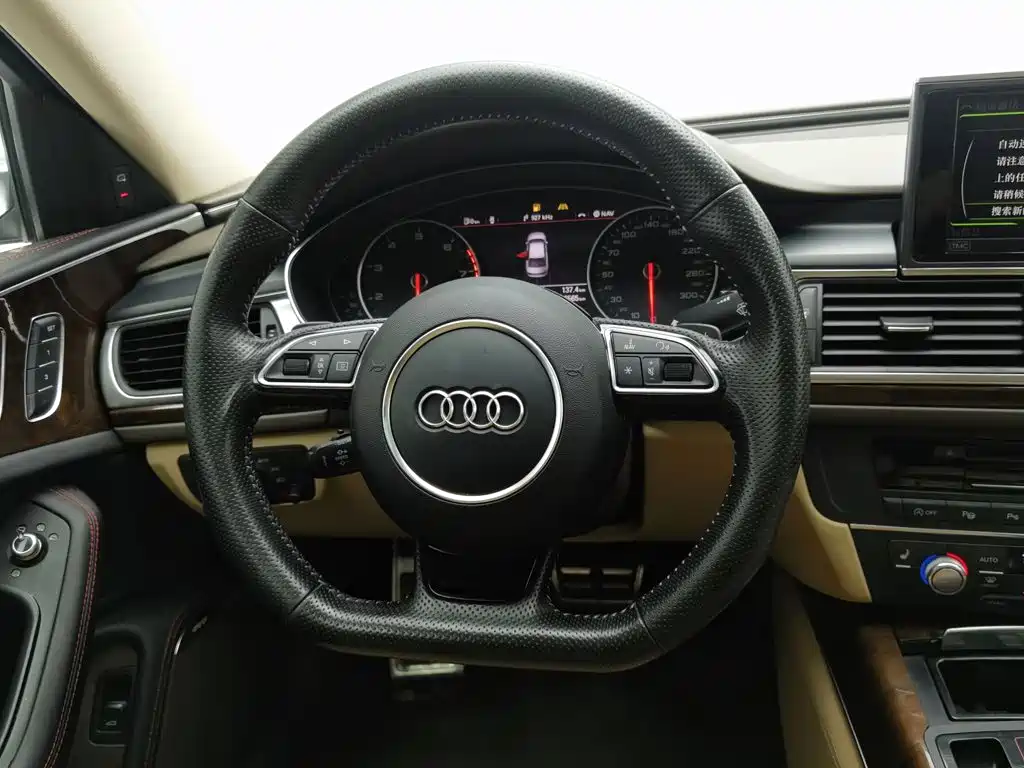 Audi A6L 2012 — фото 11