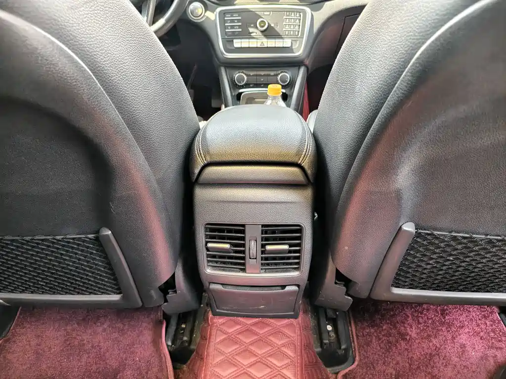 Mercedes-Benz GLA 2019