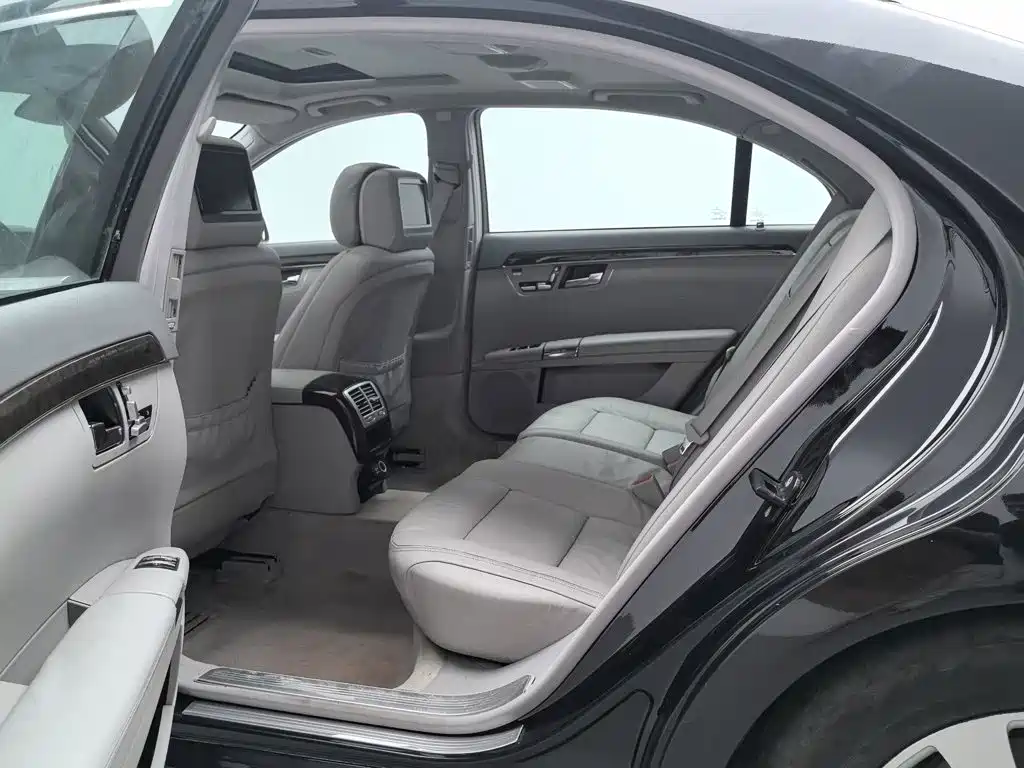 Mercedes-Benz S-Class 2010 — фото 15