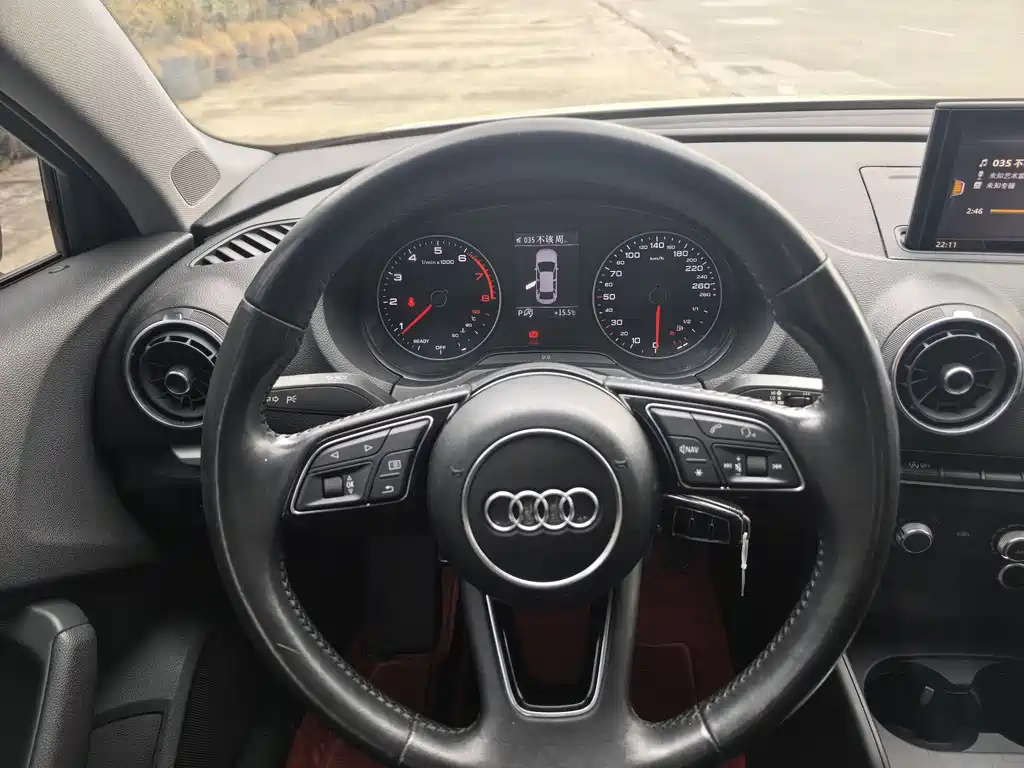 Audi A3 2018 — фото 14