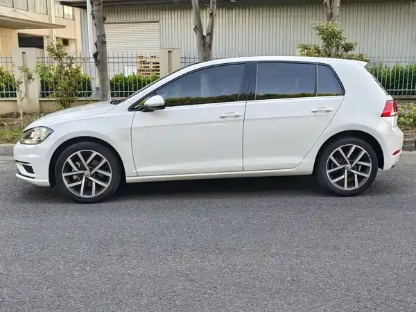 Volkswagen Golf 2020