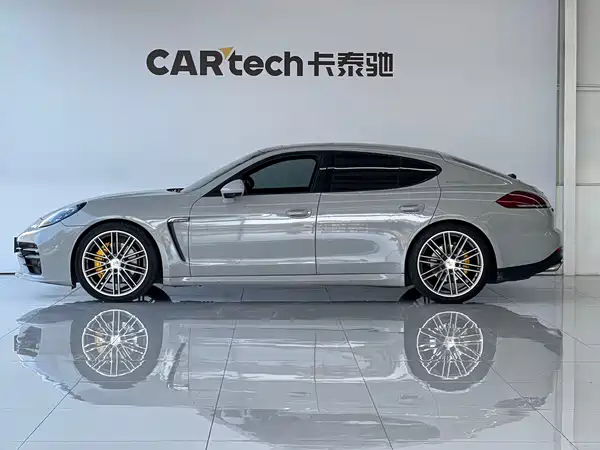 Porsche Panamera 2014