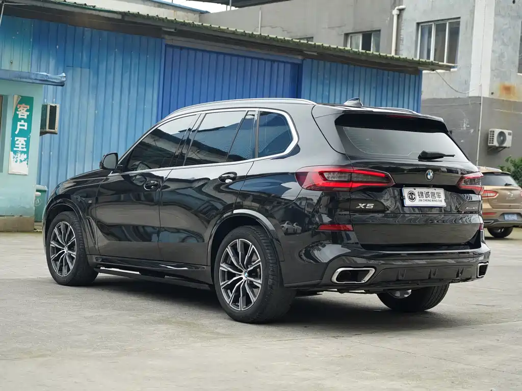 BMW X5 2022 — фото 9