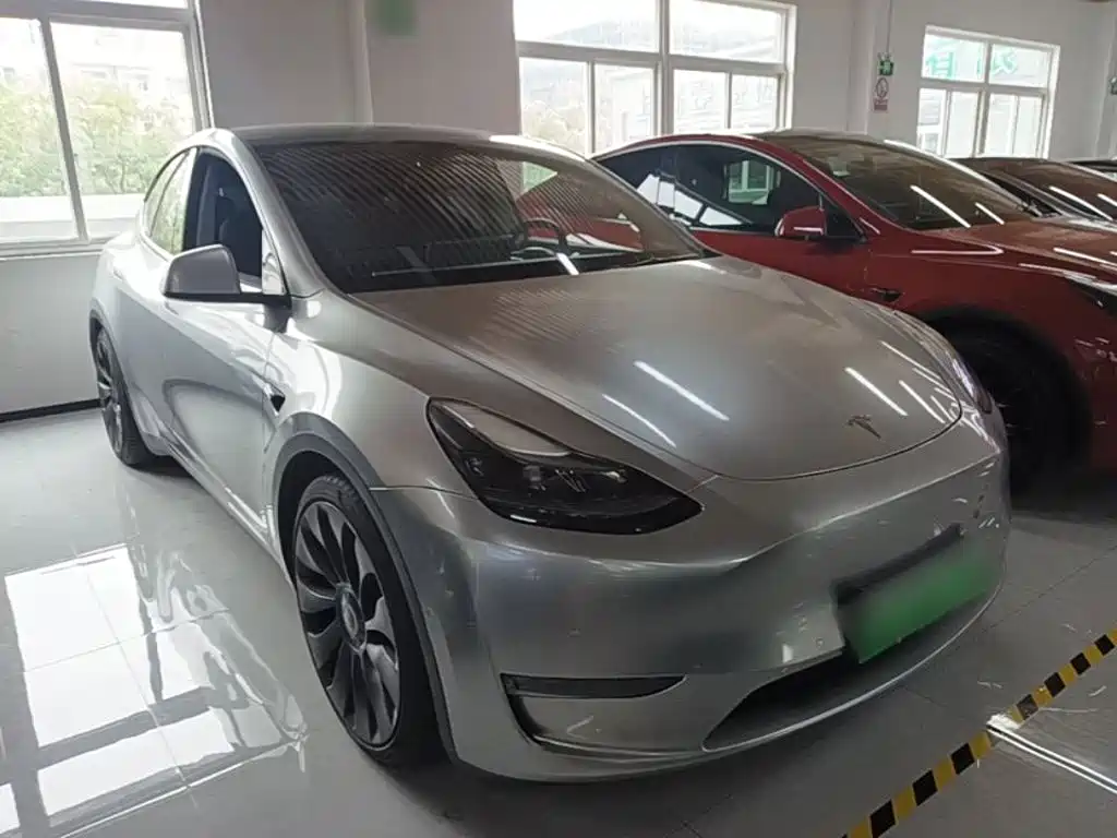 Tesla Model Y 2022 — фото 4