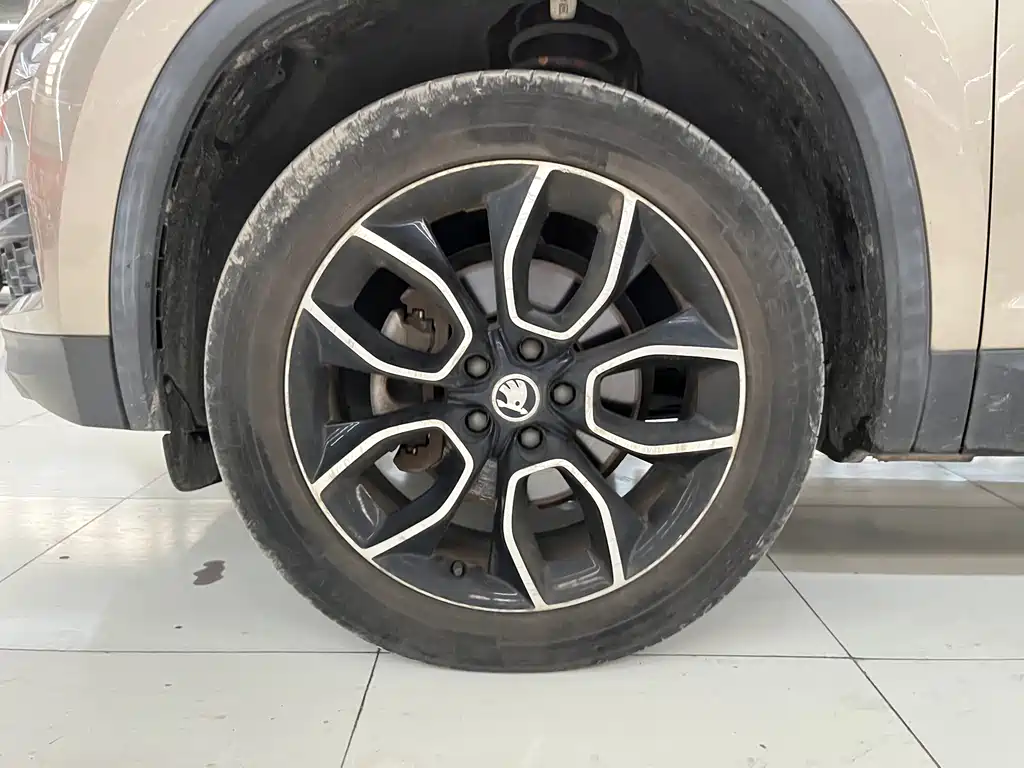 Skoda Kodiaq 2017 — фото 14