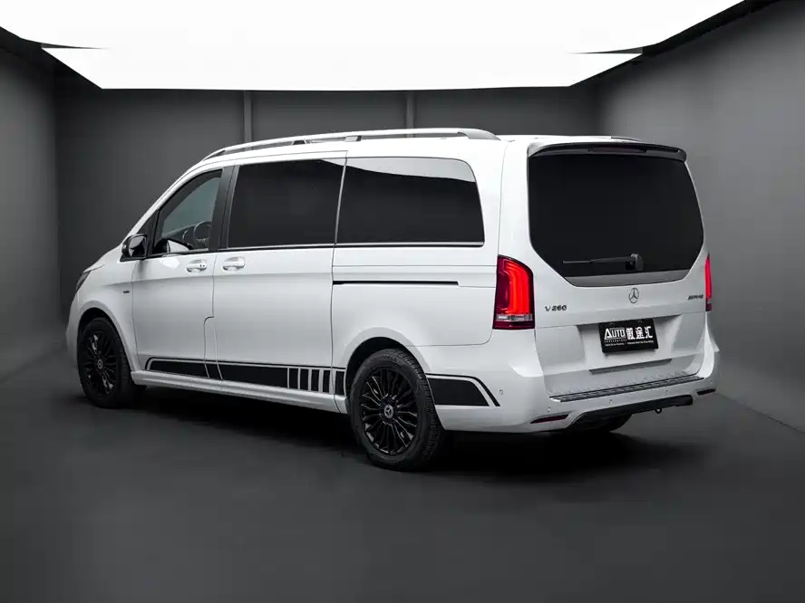 Mercedes-Benz V-Class 2019 — фото 6
