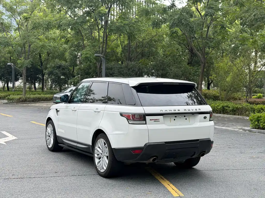 Land Rover Range Rover Sport 2015 — фото 15