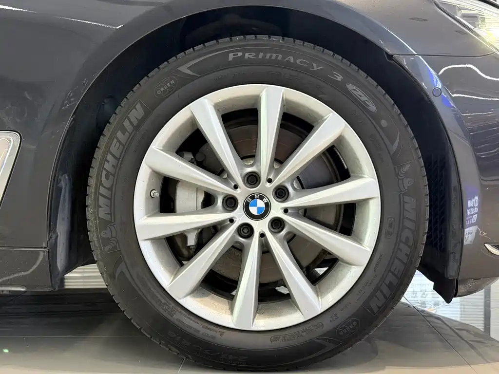 BMW 7 Series 2016 — фото 19