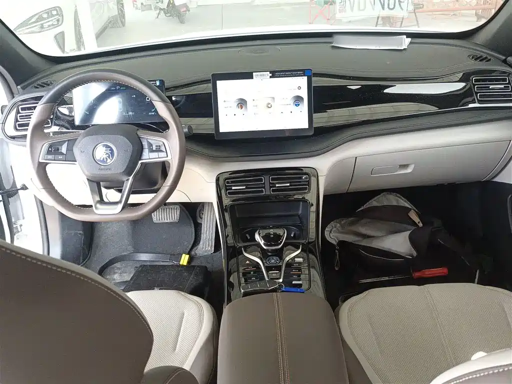 BYD Qin PLUS 2025 — фото 10