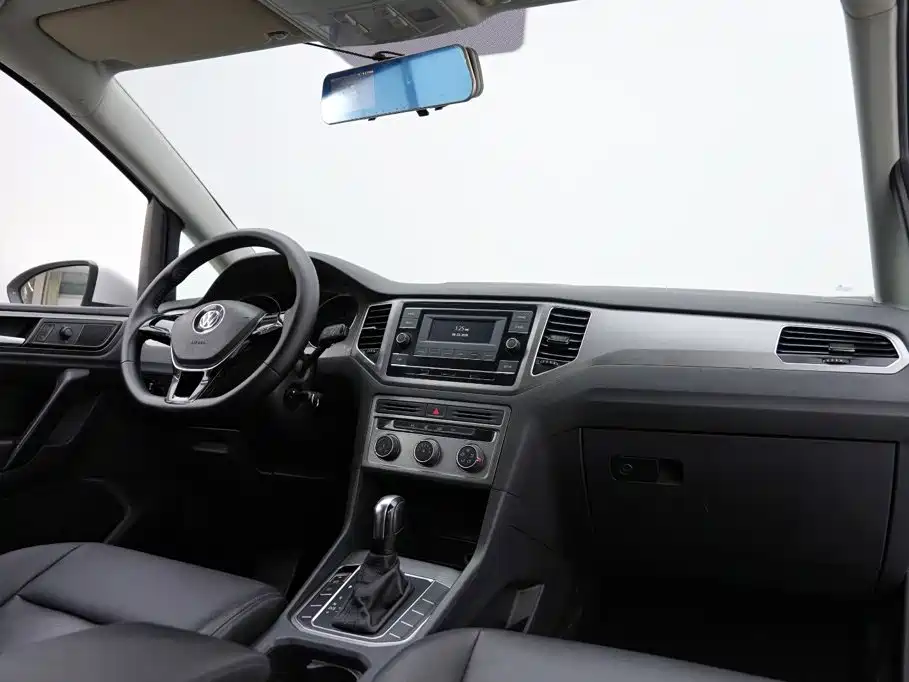 Volkswagen Golf Jialu 2018 — фото 8