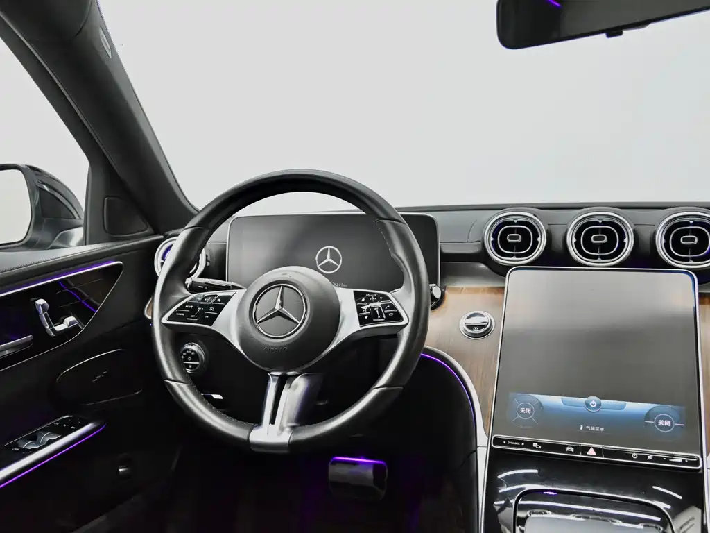 Mercedes-Benz C-Class 2022 — фото 12