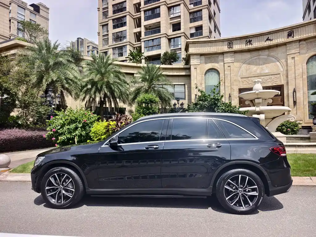 Mercedes-Benz GLC 2021 — фото 4