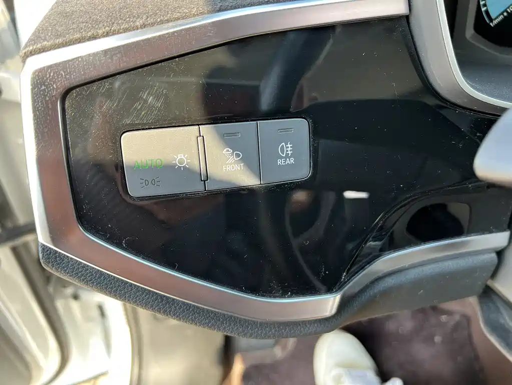 Audi Q3 2022 — фото 18