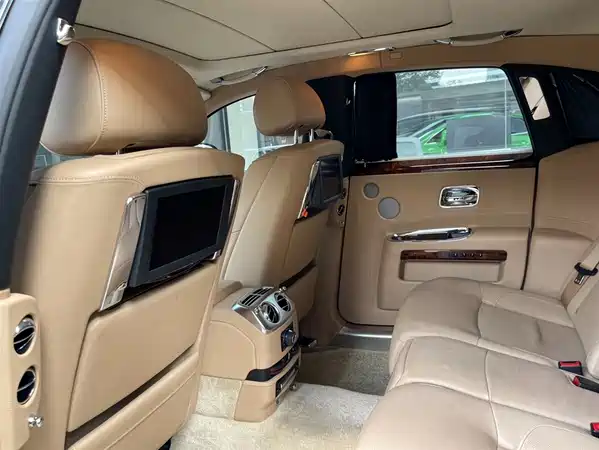 Rolls-Royce Ghost 2013