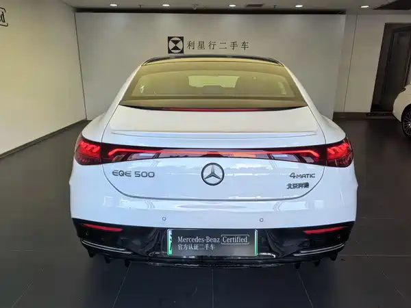 Mercedes-Benz EQE 2025