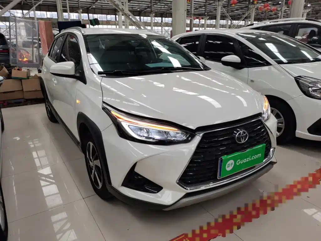 Toyota Yaris L 2022 — фото 22