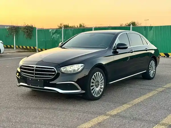 Mercedes-Benz E-Class 2021