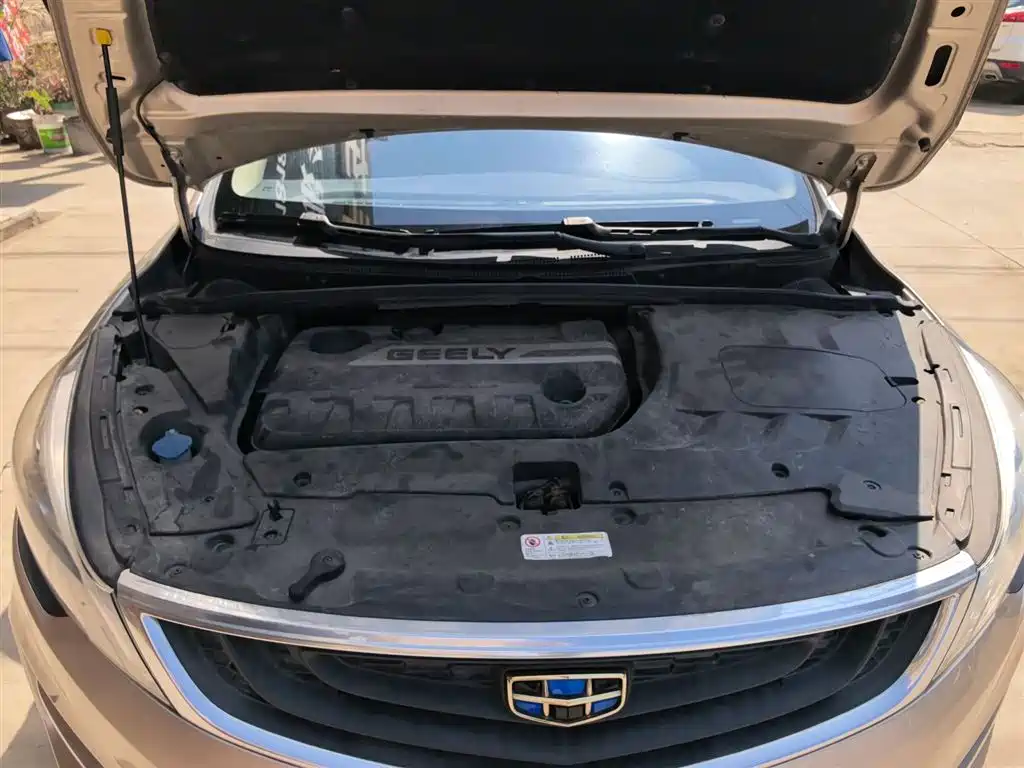 Geely Emgrand GS 2017 — фото 20