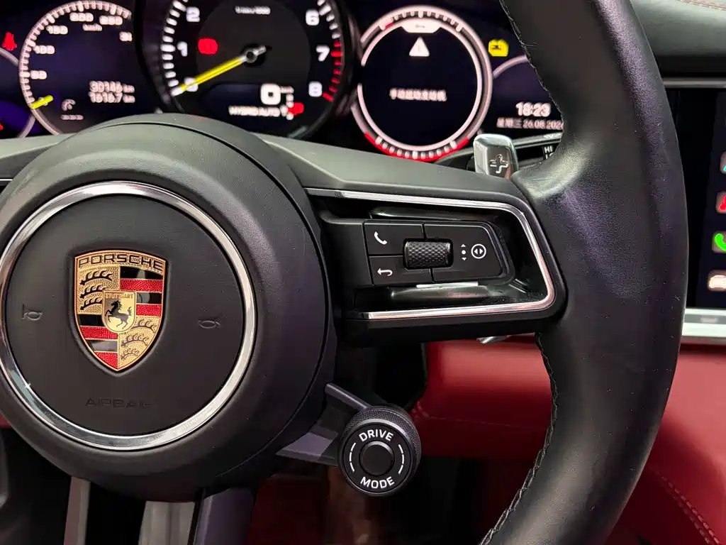 Porsche Panamera New Energy 2023 — фото 25