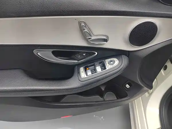 Mercedes-Benz C-Class 2016