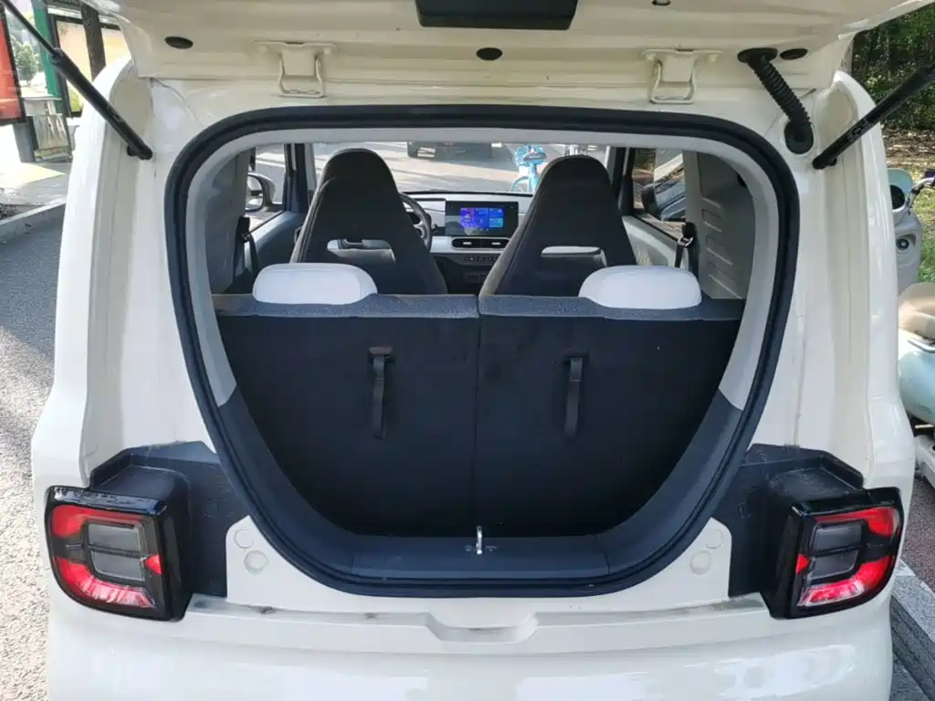 Geely Galaxy Panda 2025 — фото 19