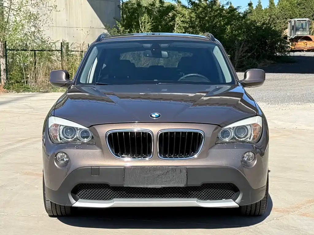 BMW X1 2012 — фото 2