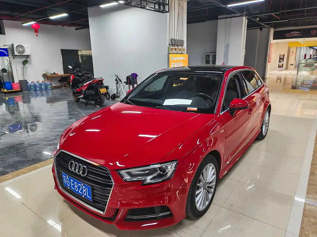 Audi A3 2018 — фото 3