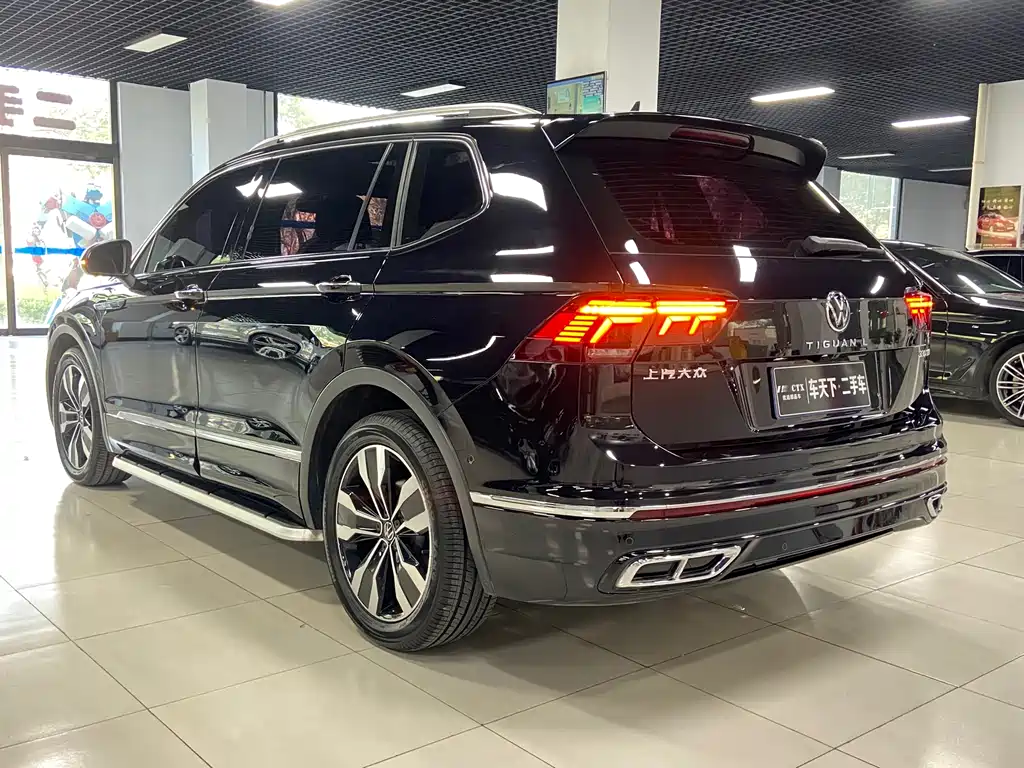 Volkswagen Tiguan L 2021 — фото 4