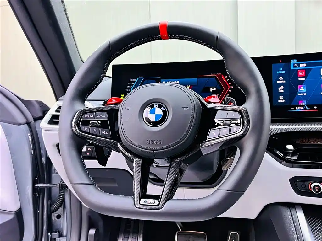 BMW M4 2025 — фото 10