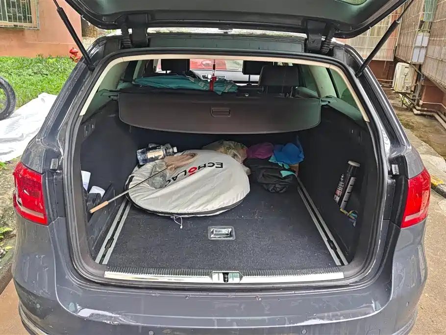 Volkswagen Magotan 2013