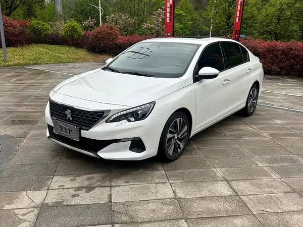 Peugeot 408 2020