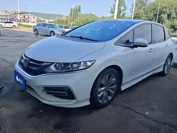 Honda Jade 2018