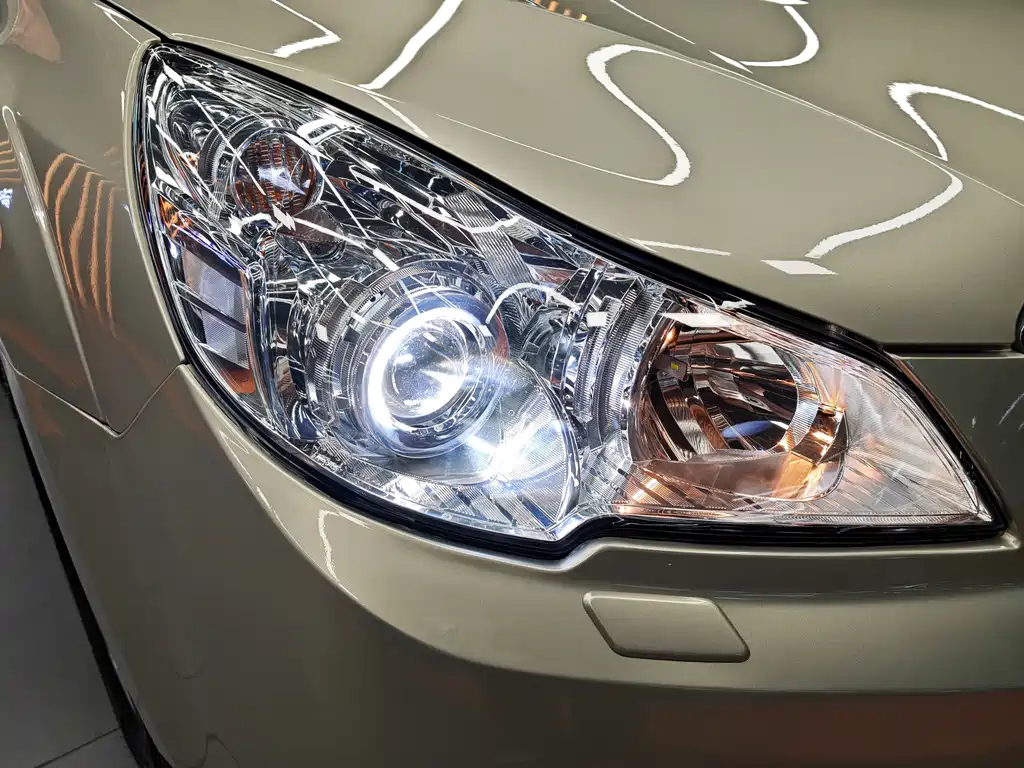 Subaru Outback 2011 — фото 7
