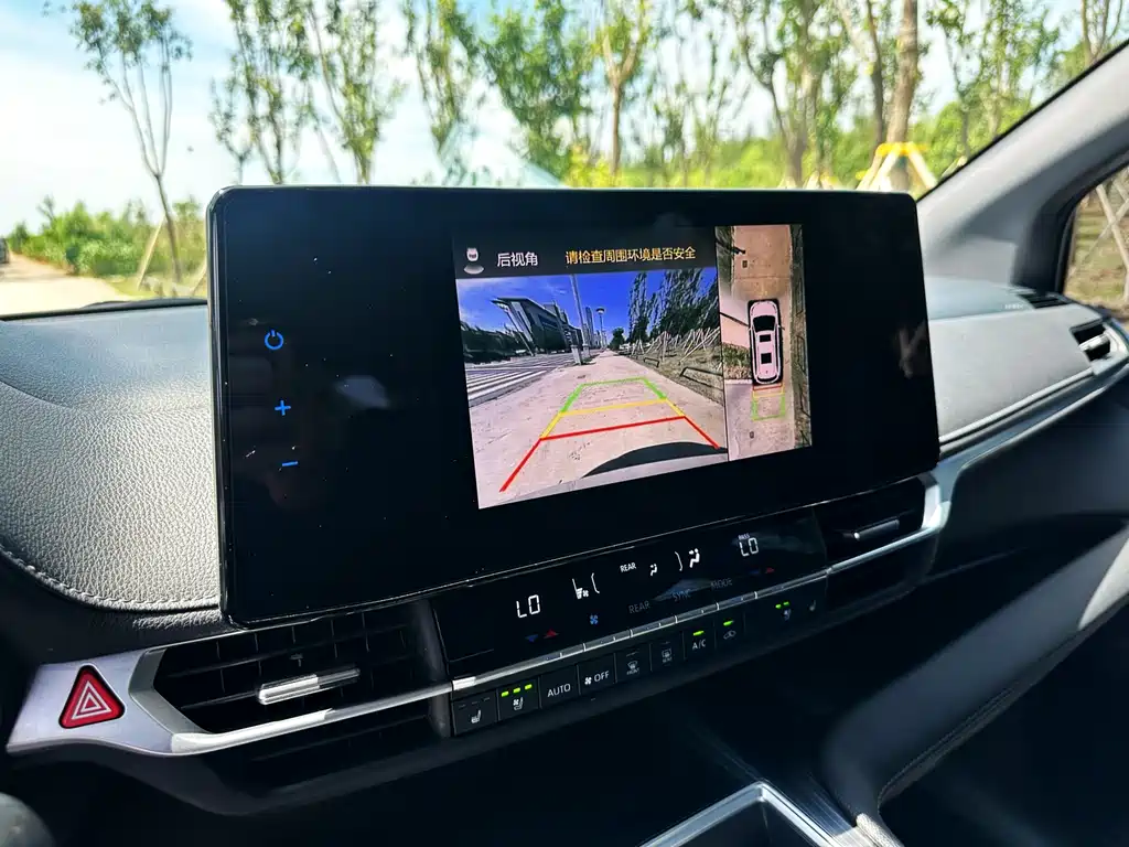 Toyota Sienna 2023