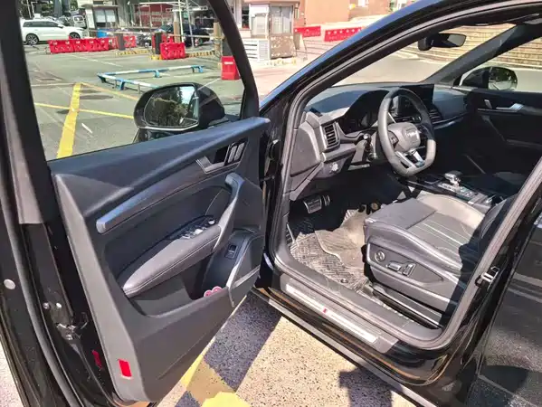 Audi Q5L 2024