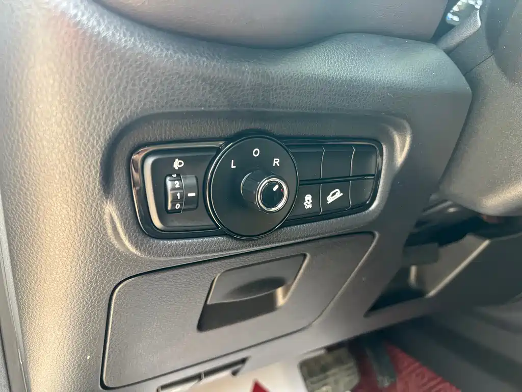 GAC Motor Trumpchi GS3 2019 — фото 11