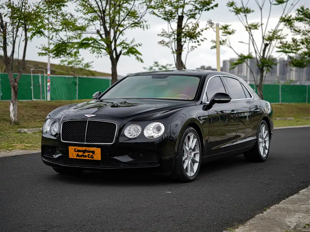 Bentley Flying Spur 2018 — фото 1