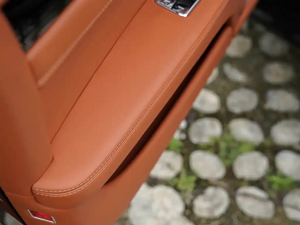 Bentley Flying Spur 2018 — фото 10