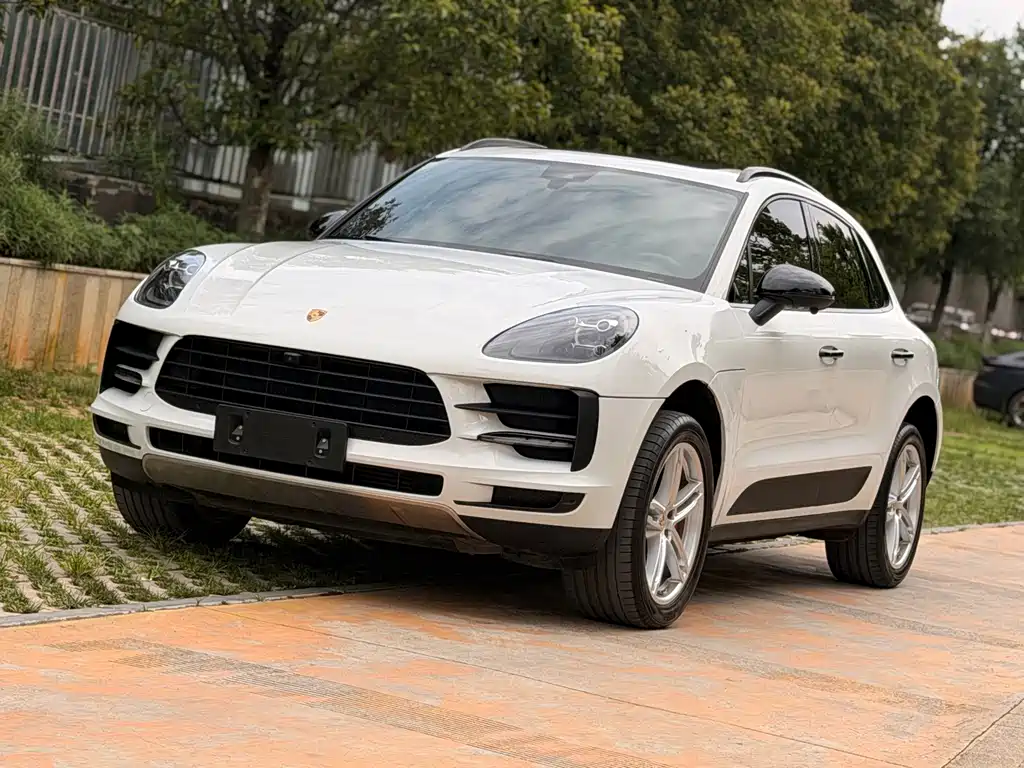 Porsche Macan 2022 — фото 27